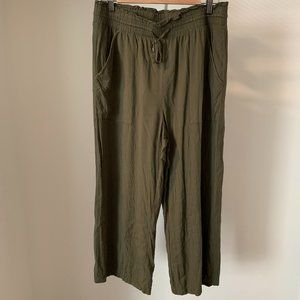 Abercrombie & Fitch Wide Leg Pants